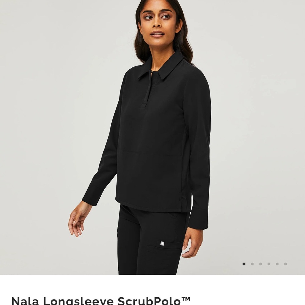 Figs Nala Long Sleeve ScrubPolo Women's Top
Excellent condition
